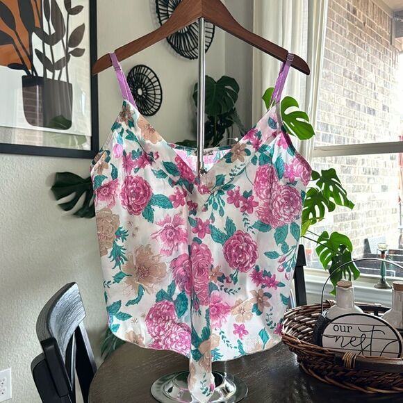 NWOT Free People Cami Floral Hanky Style Adjustable Straps Tank V Neck Pink M - Picture 1 of 16